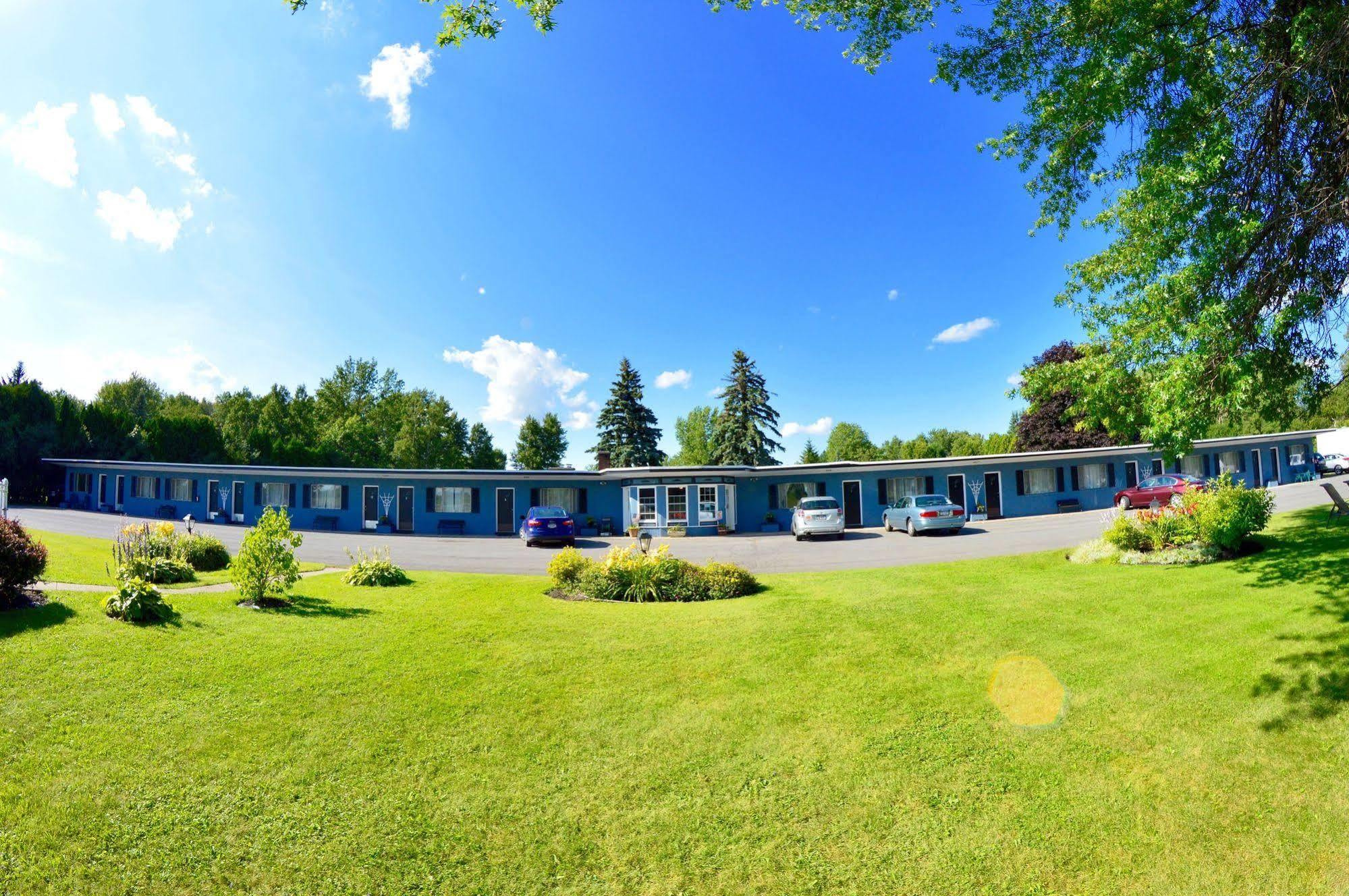 Skaneateles Inn On 20 Auburn Exterior photo